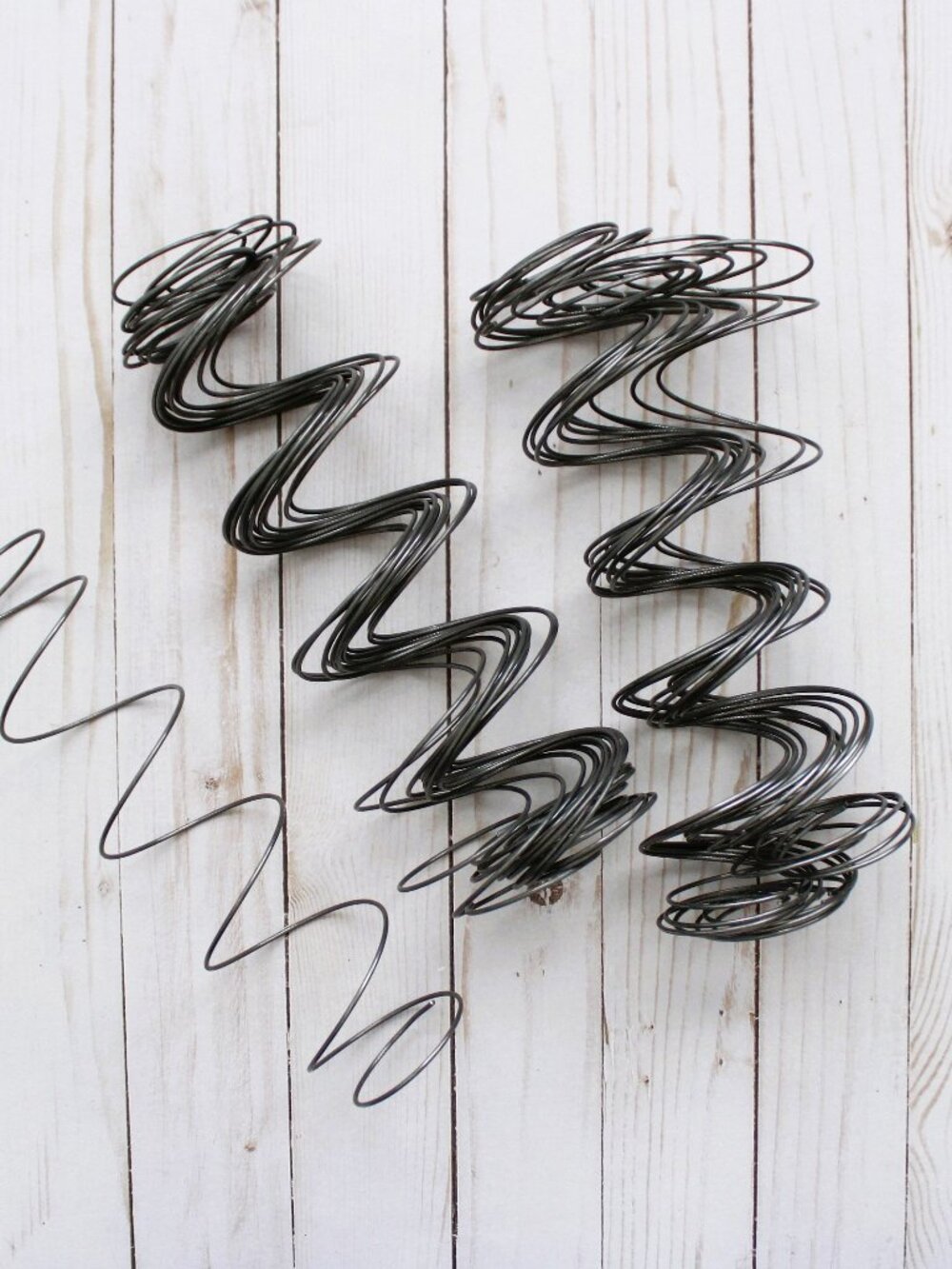Salvaged Metal Bed Springs (24) 9 inch Upcycle Arts Crafts Steampunk Brutualist - Picture 6 of 7